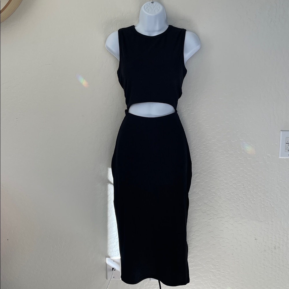Ribbed cutout bodycon dress